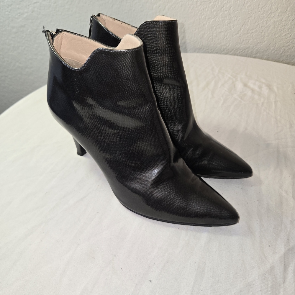 Aquatalia Elegant Dark Gray Leather Heeled Boots Size 6